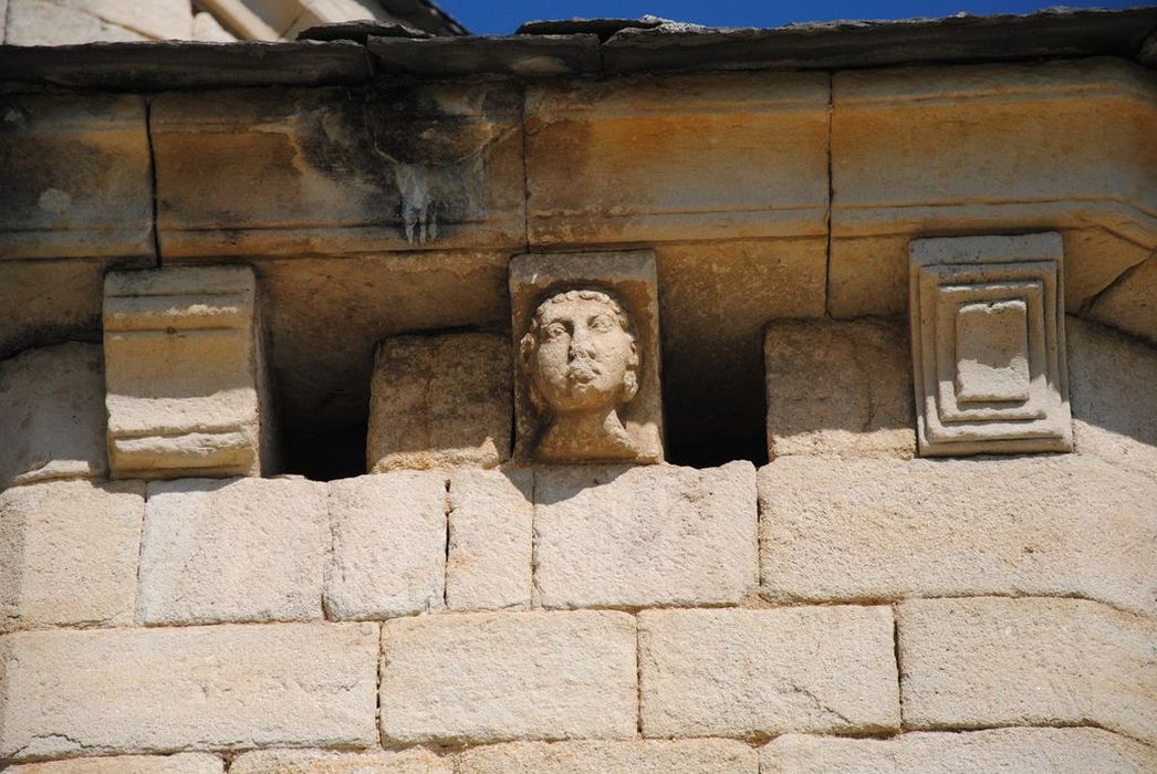 Chapelle double des Pénitents : Chevet, détail