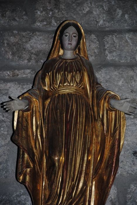 statue : Vierge Immaculée, vue partielle