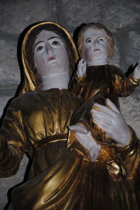 statue : Vierge à l'Enfant, vue partielle