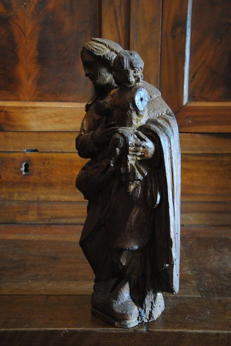 statue : Vierge à l'Enfant