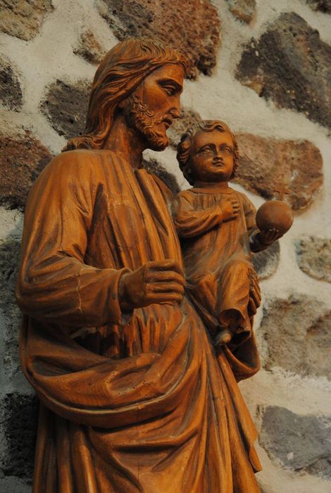 statue : Saint Joseph, vue partielle