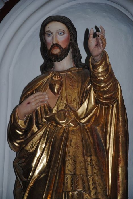 statue : Christ du Sacré-Coeur, vue partielle