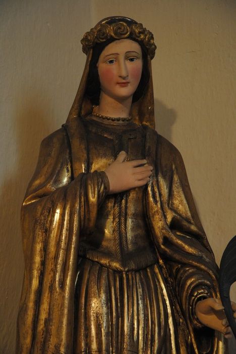 statue : Sainte Philomène, vue partielle