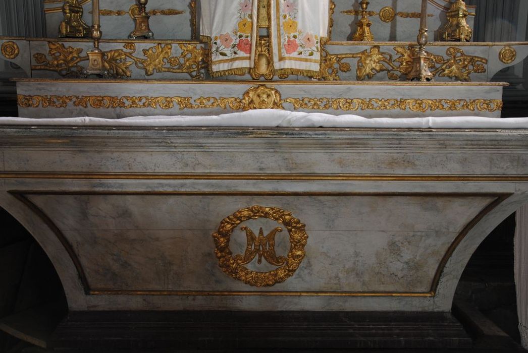 maître-autel, gradins et tabernacle