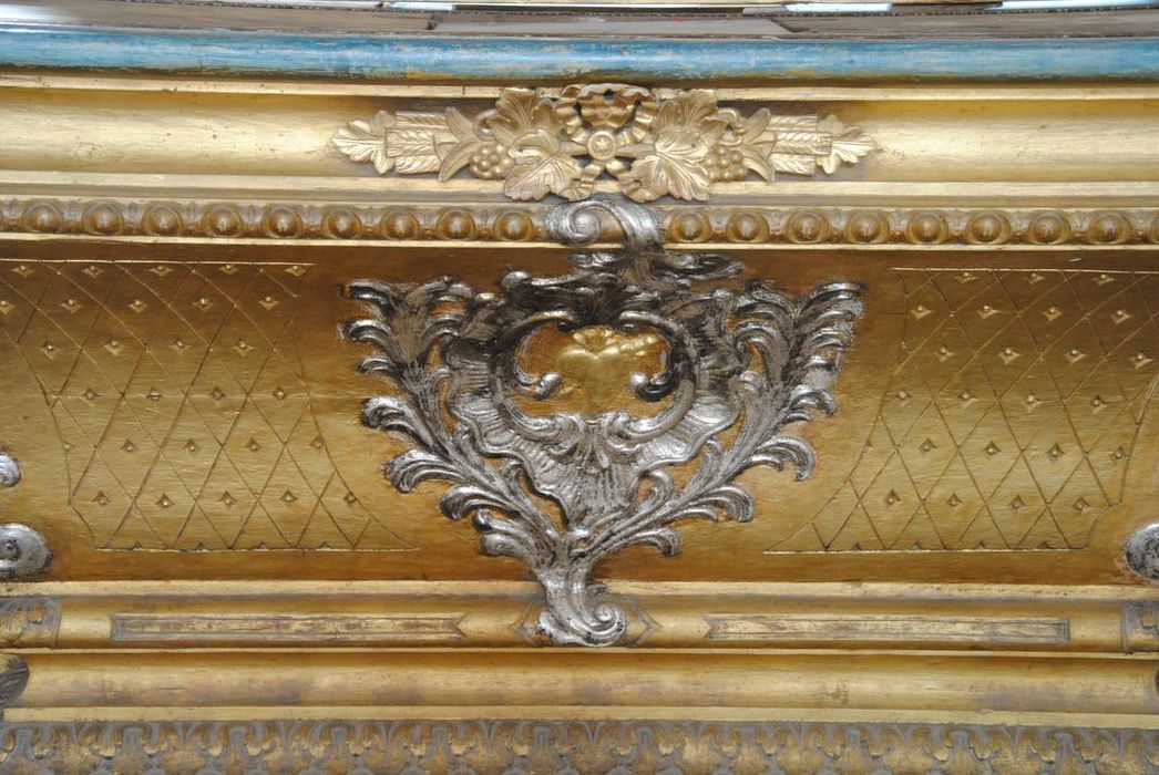 autel, retable (maître-autel), détail - © Ministère de la Culture (France), Médiathèque du patrimoine et de la photographie, Conservation des antiquités et des objets d’art de l’Ardèche – Tous droits réservés