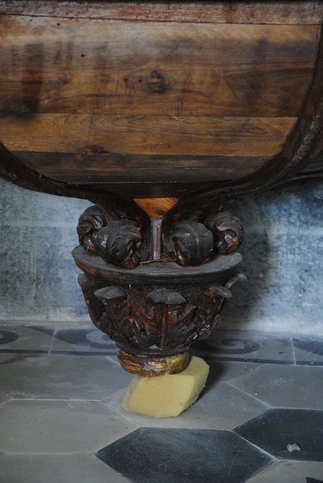 cuve de l'ancienne chaire à prêcher, détail