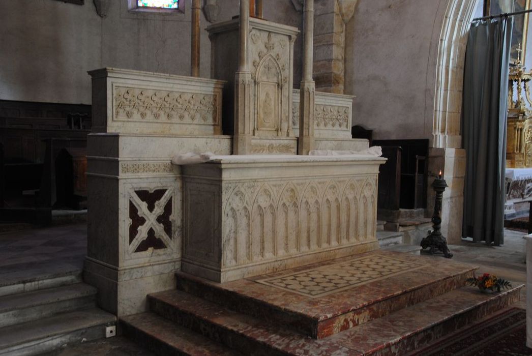 autel (maître-autel)