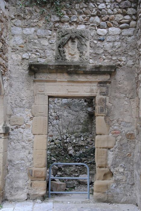 Château : Détail d'un encadrement de porte