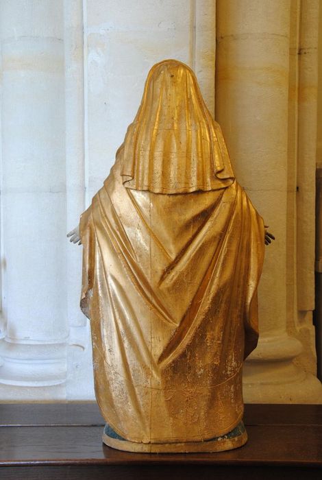statue : Vierge de l'Immaculée Conception, revers, vue générale - © Ministère de la Culture (France), Médiathèque du patrimoine et de la photographie, Conservation des antiquités et des objets d’art de l’Ardèche – Tous droits réservés
