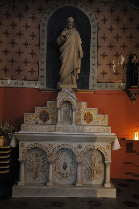 autel du Sacré-Coeur de Jésus avec gradins, tabernacle