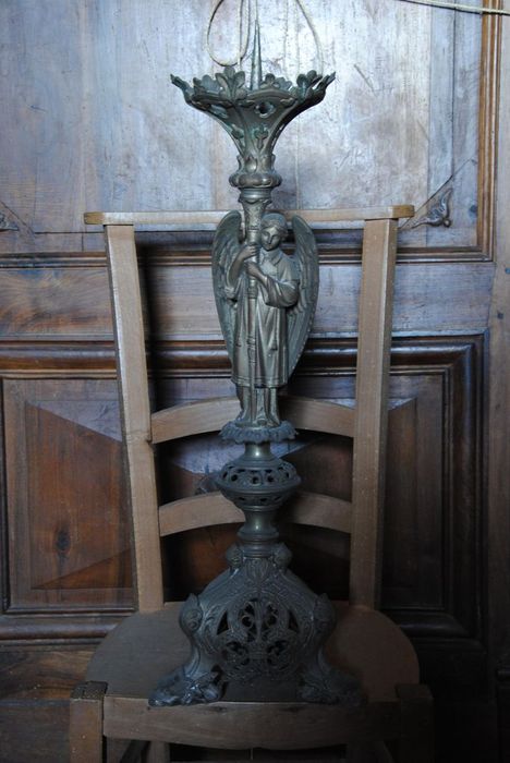 chandeliers d'autel (autel Sacré Coeur de Jésus)