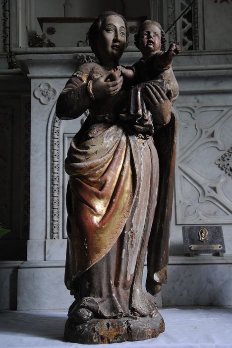 statue : Vierge à l'Enfant