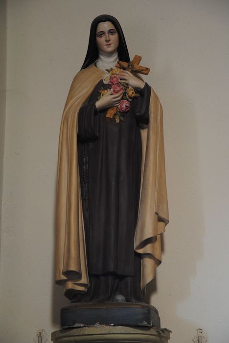 Statue : Sainte Thérèse de Lisieux
