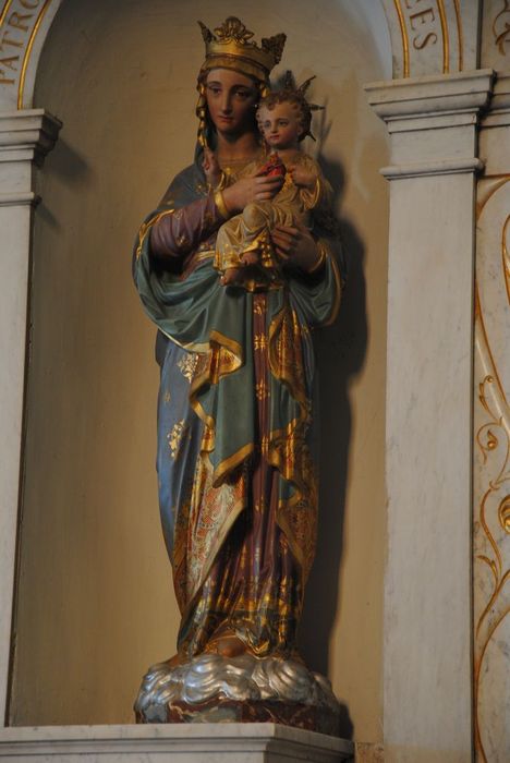 statue : Vierge à l'Enfant