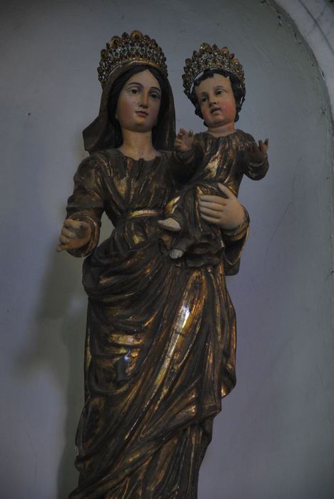 statuette : Vierge (La), vue partielle - © Ministère de la Culture (France), Médiathèque du patrimoine et de la photographie, Conservation des antiquités et des objets d’art de l’Ardèche – Tous droits réservés