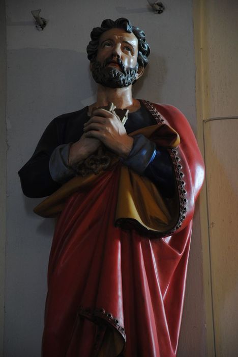 statue : Saint Pierre, vue partielle