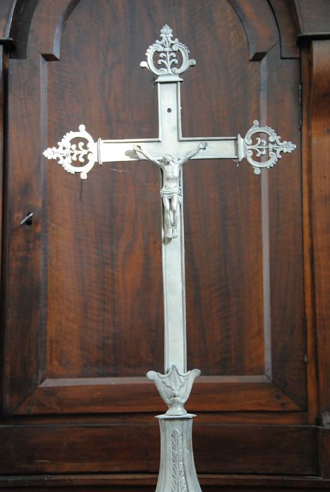 croix d'autel, vue partielle