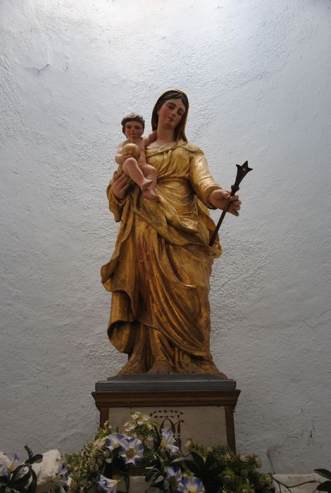statue : Vierge à l'Enfant (La)