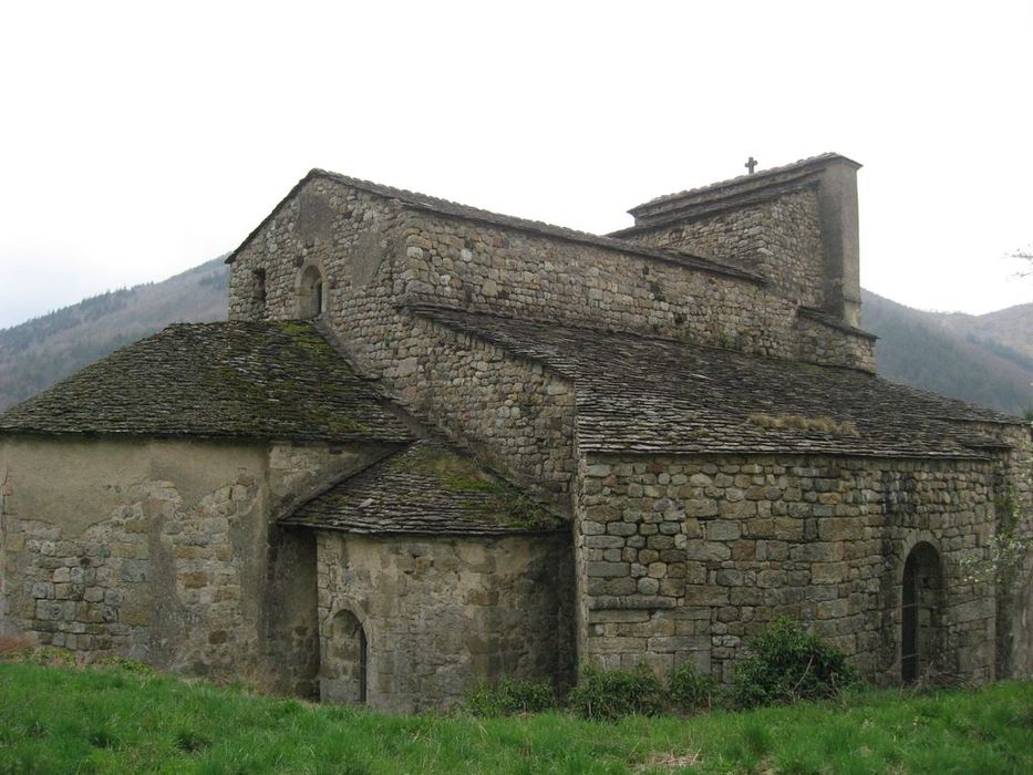 Eglise Notre-Dame de Prévenchères : Façade latérale nord, vue générale