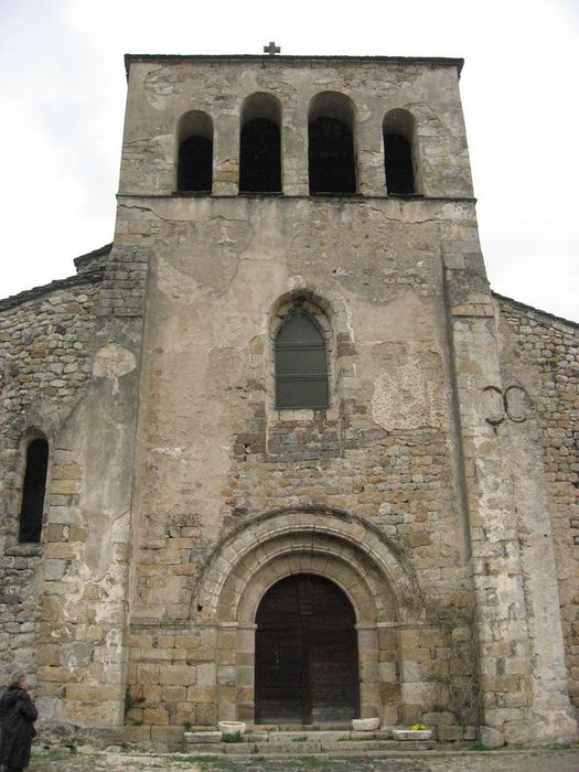 Eglise Notre-Dame de Prévenchères : Façade occidentale, vue partielle