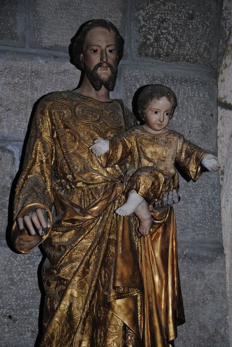 statue : Saint Joseph et l'Enfant, vue partielle