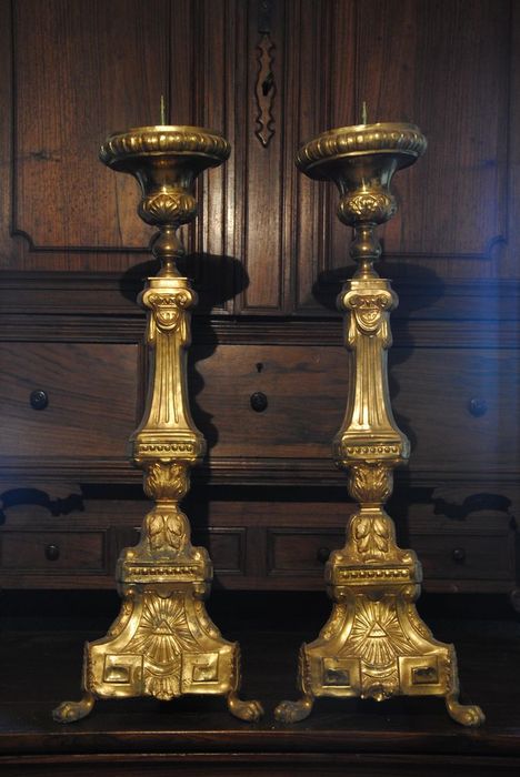 chandeliers d'église