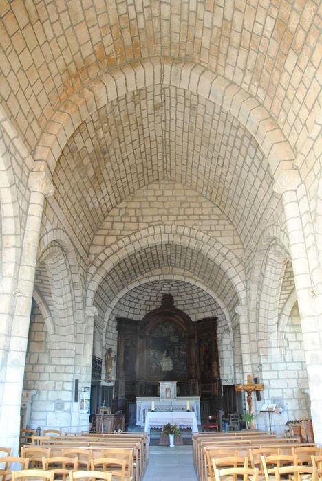 Eglise paroissiale : Nef, vue générale