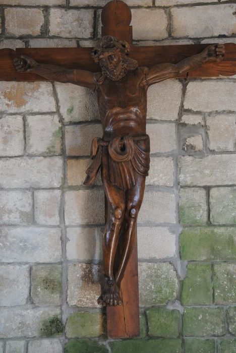 Statue : Grand Christ en croix