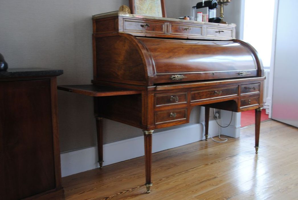 bureau à cylindres - © Ministère de la Culture (France), Conservation des antiquités et des objets d’art de l’Ardèche – Tous droits réservés