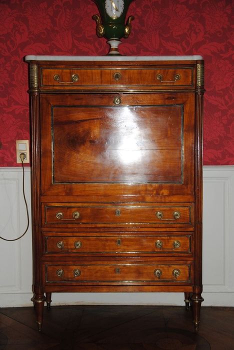 secrétaire - © Ministère de la Culture (France), Conservation des antiquités et des objets d’art de l’Ardèche – Tous droits réservés