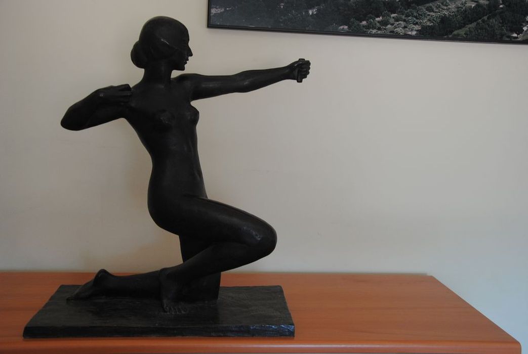 statue : Le lanceur de flèches - © Ministère de la Culture (France), Médiathèque du patrimoine et de la photographie, Conservation des antiquités et des objets d’art de l’Ardèche – Tous droits réservés