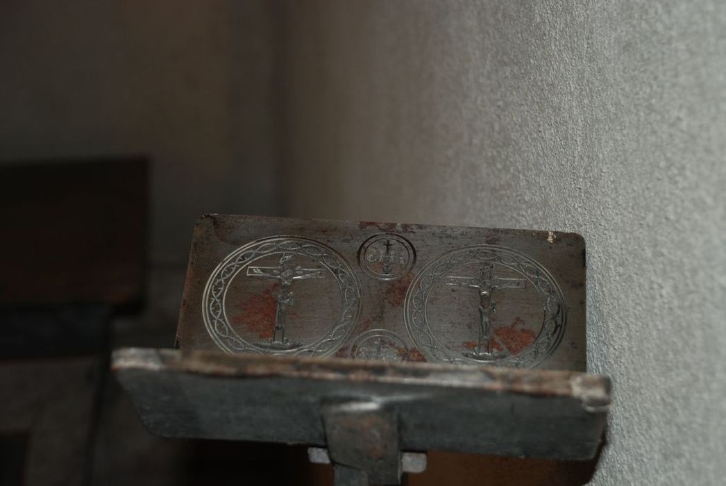 moule à hosties de l'ancien couvent - © Ministère de la Culture (France), Médiathèque du patrimoine et de la photographie, Conservation des antiquités et des objets d’art de l’Ardèche – Tous droits réservés
