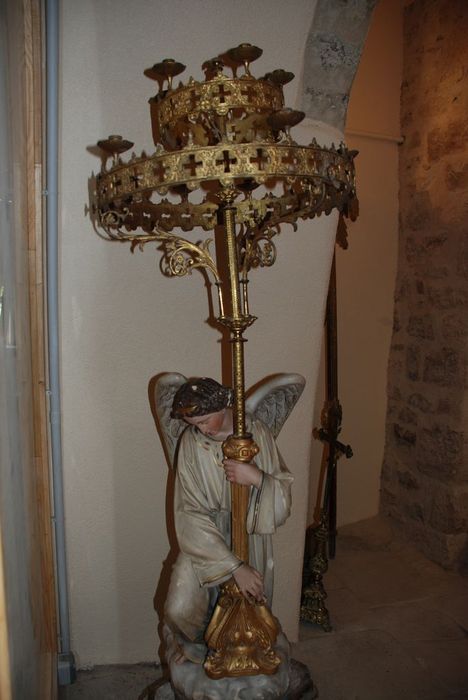 statue : Ange adorateur n°1 - © Ministère de la Culture (France), Médiathèque du patrimoine et de la photographie, Conservation des antiquités et des objets d’art de l’Ardèche – Tous droits réservés
