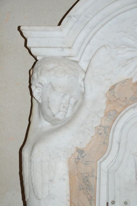 tabernacle provenant de l'ancien autel de l'église - © Ministère de la Culture (France), Médiathèque du patrimoine et de la photographie, Conservation des antiquités et des objets d’art de l’Ardèche – Tous droits réservés