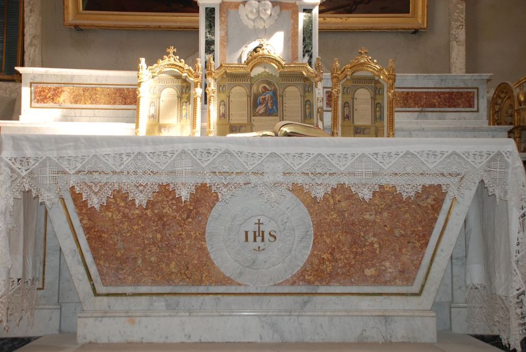 autel ; gradins d'autel ; tabernacle - © Ministère de la Culture (France), Médiathèque du patrimoine et de la photographie, Conservation des antiquités et des objets d’art de l’Ardèche – Tous droits réservés