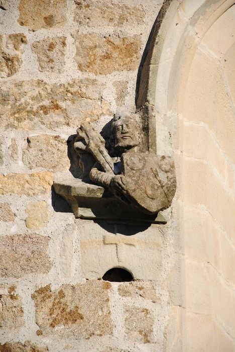 Eglise Saint-Grégoire : Détail d'un élément sculpté