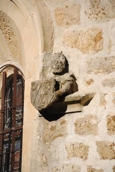 Eglise Saint-Grégoire : Détail d'un élément sculpté