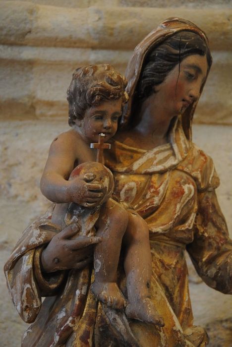 statue : Vierge à l'Enfant, vue partielle