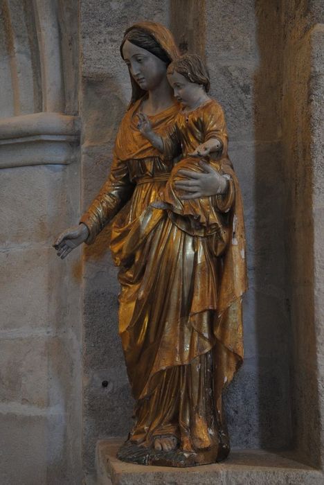 statue : Vierge à l'Enfant