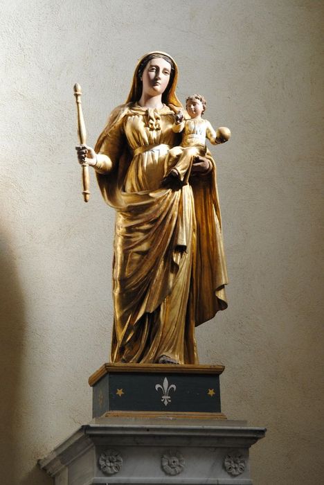 statue : Vierge à l'Enfant