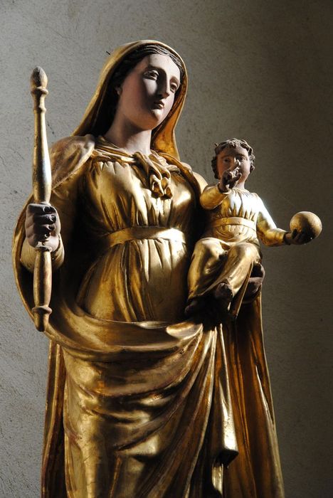 statue : Vierge à l'Enfant, vue partielle