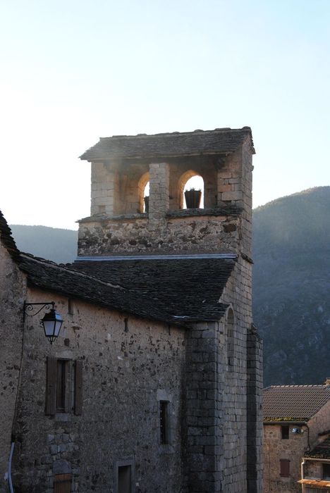 Eglise Notre-Dame : Clocher, élévation nord, vue générale