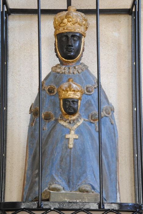 statue : Vierge noire