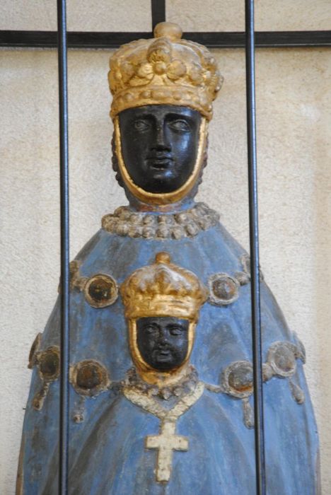 statue : Vierge noire