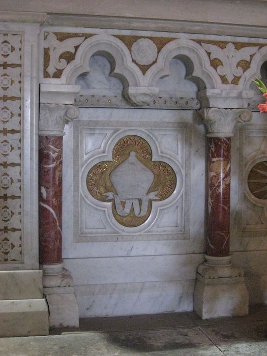 Maître-autel consacré à Saint-Agrève, détail