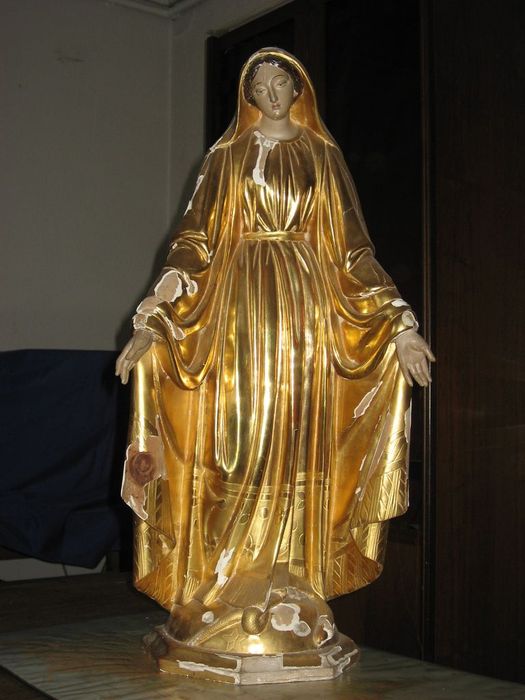 Statue : Vierge (La)