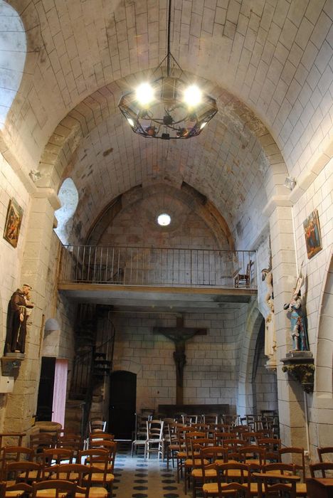 Eglise Saint-Pierre-aux-Liens : Nef, vue générale