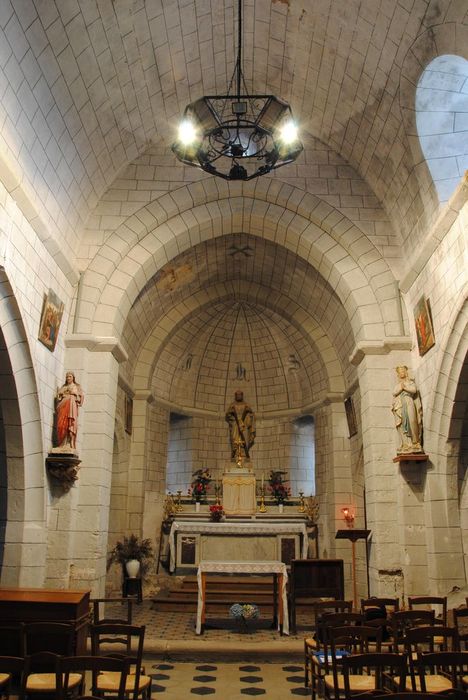 Eglise Saint-Pierre-aux-Liens : Choeur, vue générale