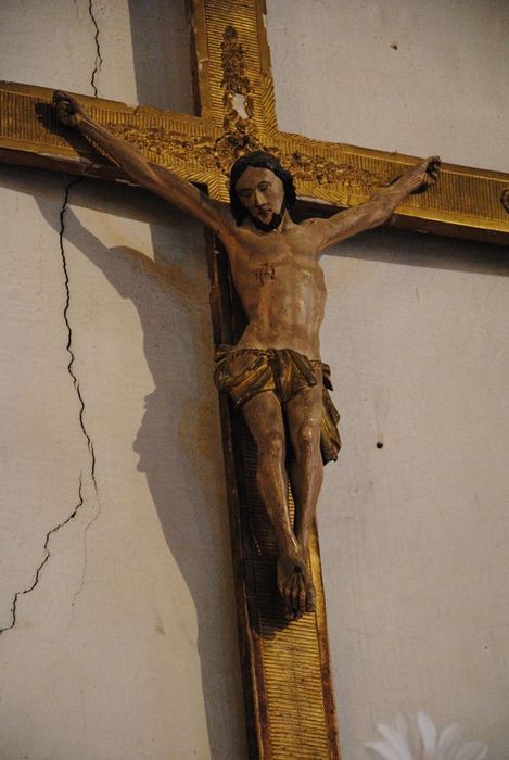 tabernacle avec porte du Christ portant sa croix et entablement, vue partielle