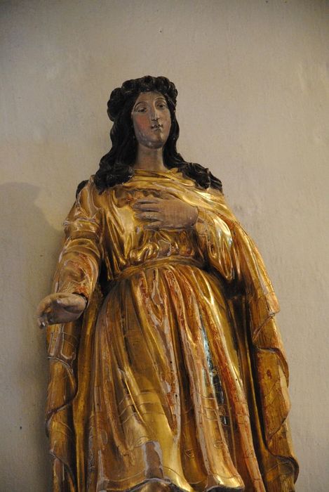 statue : Sainte Philomène, vue partielle